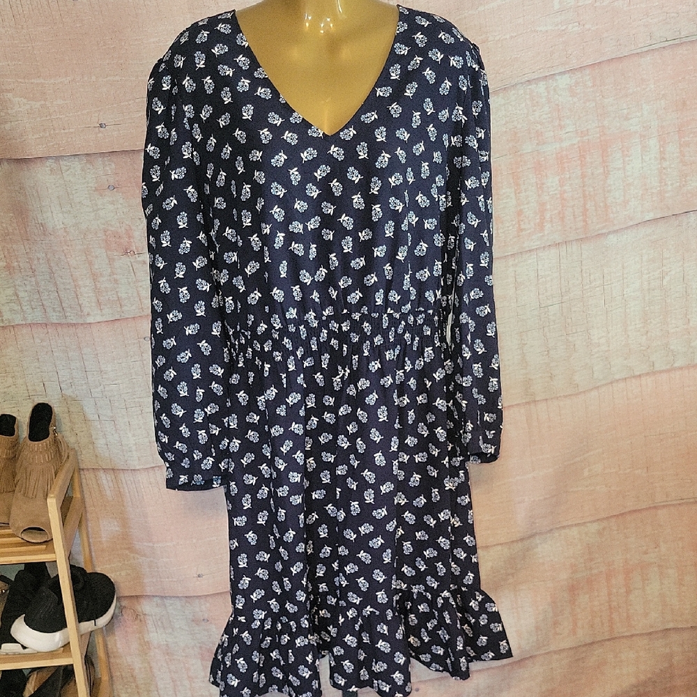 Draper James Navy Blue Floral V-Neck Long Sleeve Dress
